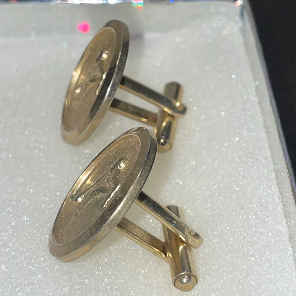 Vintage Cuff Links Bowling 1960'S Gold Tone Color Athletes‎